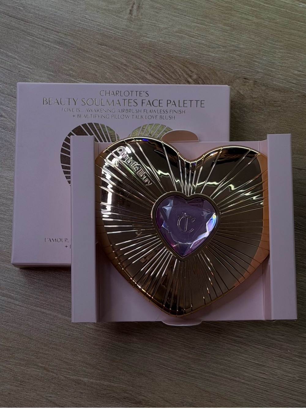 Charlotte Tilbury Rose Gold Heart Face Palette